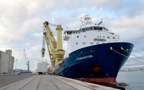 La gran majoria de la producció de project cargo que surt del Port de Tarragona va destinada al mercat internacional. FOTO: CEDIDA.