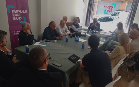La darrera reunió de socis d’ImpulsCatSud a la seva nova seu del Passeig Misericòrdia de Reus.